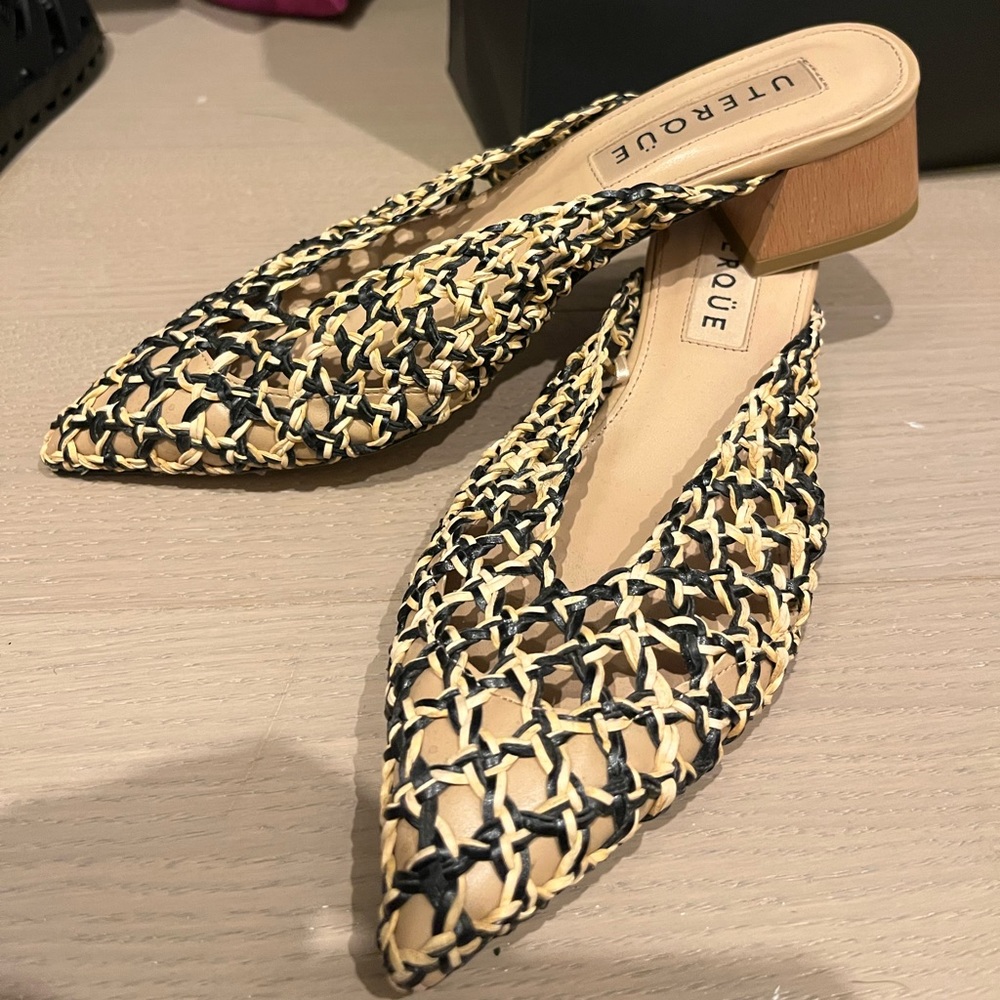 Uterque kitten heels
